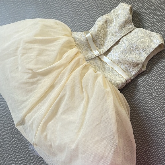 American Girl Gala Party Outfit - Picture 4 of 11